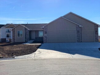 10537 Sondra Ct, Maize, KS 67101