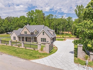 140 Maranatha Trail, Lawrenceville, GA 30045