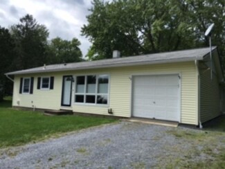 61 Pulp Mill Bridge Rd, Middlebury, VT 05753