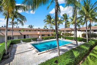 14500 SW 88th Ave Unit 204, Palmetto Bay, FL 33176