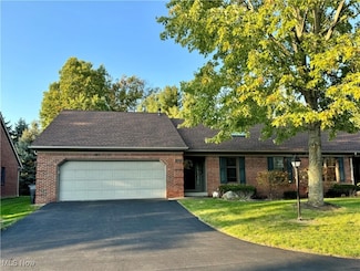 167 Talsman Dr, Canfield, OH 44406