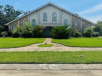 71 Verde St, Kenner, LA 70065