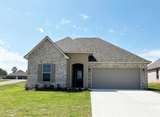 650 Hilltop Cir, Shreveport, LA 71107