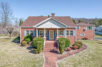 615 Parkway Blvd, Elizabethton, TN 37643