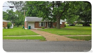 1100 Wentworth Dr, Saint Louis, MO 63137
