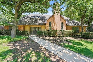 29 Timbergreen Cir, Denton, TX 76205