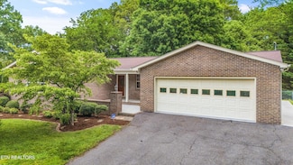 2416 Vincinda Cir, Knoxville, TN 37924