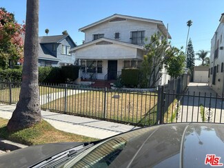 702 W 48th St, Los Angeles, CA 90037