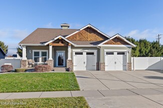 3260 W Magistrate Loop, Hayden, ID 83835
