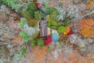 25 Copperstone Ln, Madison, CT 06443