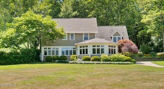 36 W Sheffield Rd, Great Barrington, MA 01230
