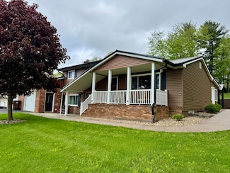 291 Freedom Rd, Du Bois, PA 15801
