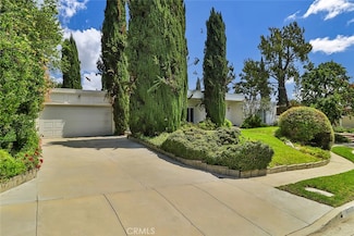 17313 Citronia St, Northridge, CA 91325