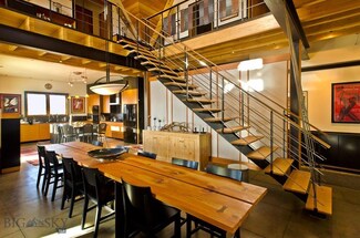 277 Moose Crossing Rd, Gallatin Gateway, MT 59730