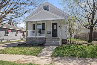 2122 Rowe Ave NE, Grand Rapids, MI 49505