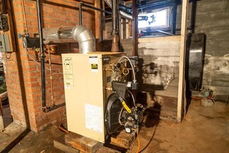 384 Main St, Plymouth, NH 03264