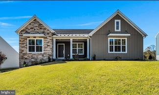 2768 Patton Rd, Harrisburg, PA 17112