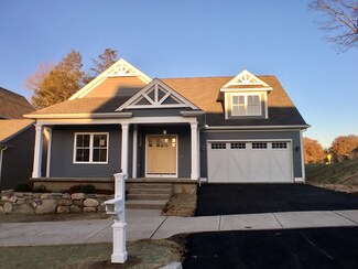 7 Higgins Way, Northampton, MA 01060