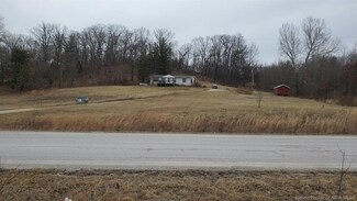 6450 W Governors Trace, Eckerty, IN 47116