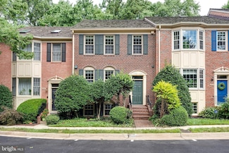6867 Williamsburg Pond Ct, Falls Church, VA 22043