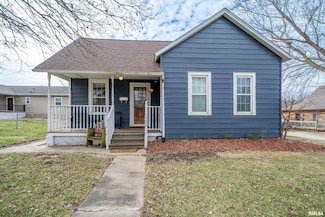 700 W Fort St, Farmington, IL 61531