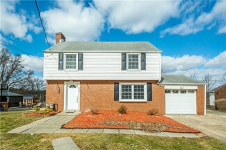 6721 Ridgevue Dr, Pittsburgh, PA 15236