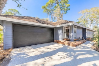 6205 Klondike Dr, Port Orange, FL 32127