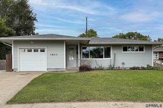 1820 Brower Rd, Lincoln, NE 68502