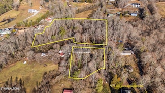 2 Donald Ln, Clinton, TN 37716