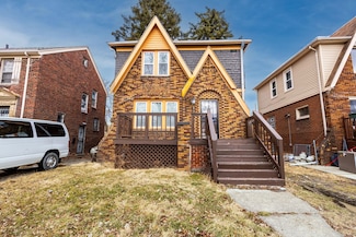 5758 Beaconsfield St, Detroit, MI 48224