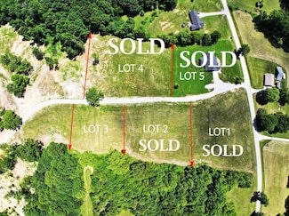 9999 Ken Way, Irvine, KY 40336