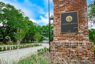 12754 Solemn Oaks Ave, Baton Rouge, LA 70818