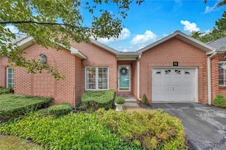 15 Woodpointe Run, Buffalo, NY 14221