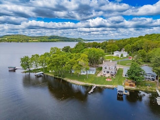 W11601 Demynck Rd, Lodi, WI 53555