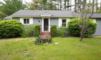 172 Litchfield Rd, Londonderry, NH 03053