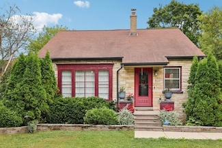 6316 N 107th St, Milwaukee, WI 53225