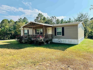 720 Dancer Rd, Selmer, TN 38375