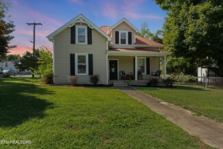 1319 E Harper Ave, Maryville, TN 37804