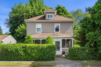16 16th Ave, Haverhill, MA 01830