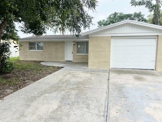 3524 Hoover Dr, Holiday, FL 34691
