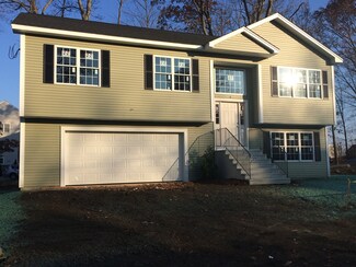 4 Maurice St, Worcester, MA 01604