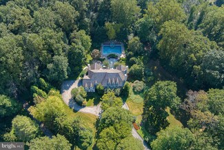 55 Green Ln, Malvern, PA 19355