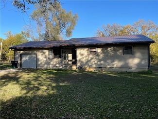 409 N Labette St, Edna, KS 67342