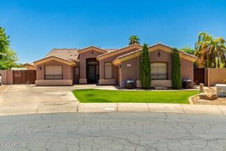 556 S Lemon Ct, Gilbert, AZ 85296