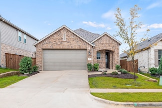 1816 Coronet Ave, Aubrey, TX 76227
