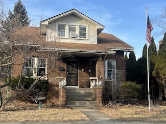 1622 E Walnut Ave, Des Plaines, IL 60016