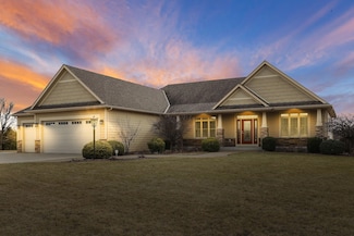 2310 Thoreau Ct, Franksville, WI 53126