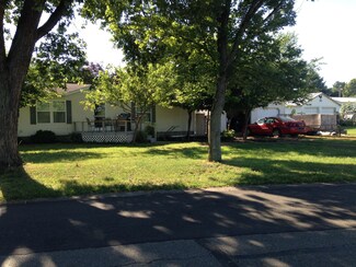 28 Railroad St, Kingston, OH 45644