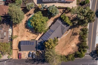 15450 Palos Verdes Dr, Monte Sereno, CA 95030
