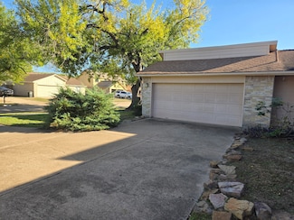 11615 Stone Bridge Dr, Houston, TX 77064